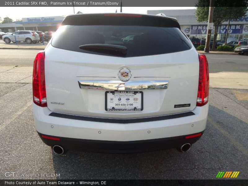 Platinum Ice Tricoat / Titanium/Ebony 2011 Cadillac SRX FWD