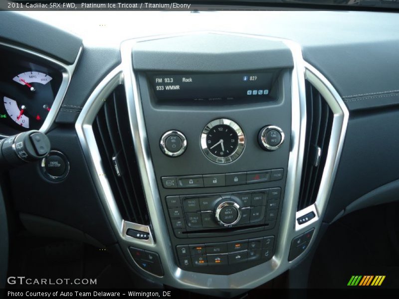 Platinum Ice Tricoat / Titanium/Ebony 2011 Cadillac SRX FWD