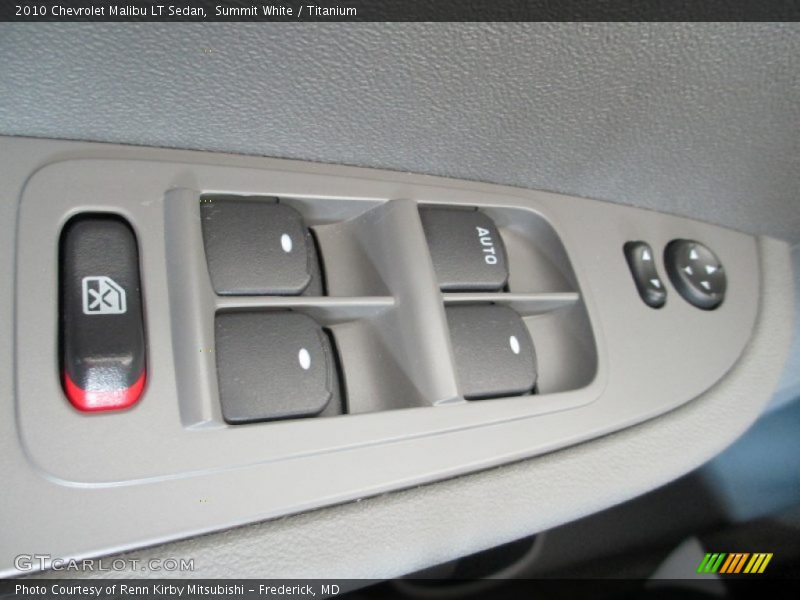 Summit White / Titanium 2010 Chevrolet Malibu LT Sedan