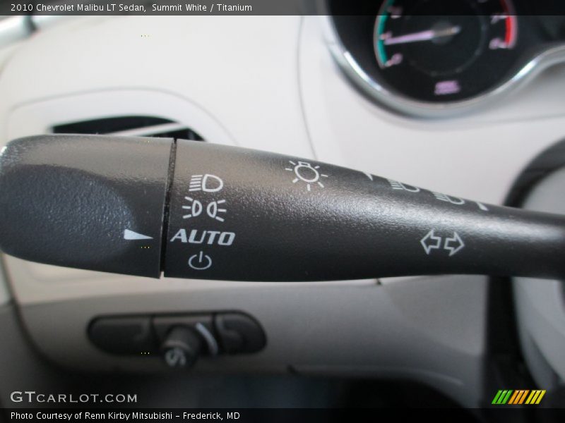 Summit White / Titanium 2010 Chevrolet Malibu LT Sedan