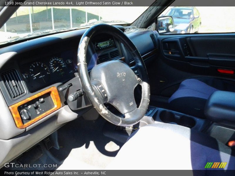 Light Driftwood Satin Glow / Black 1998 Jeep Grand Cherokee Laredo 4x4