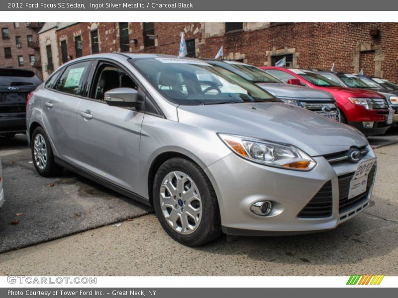 Ingot Silver Metallic / Charcoal Black 2012 Ford Focus SE Sedan