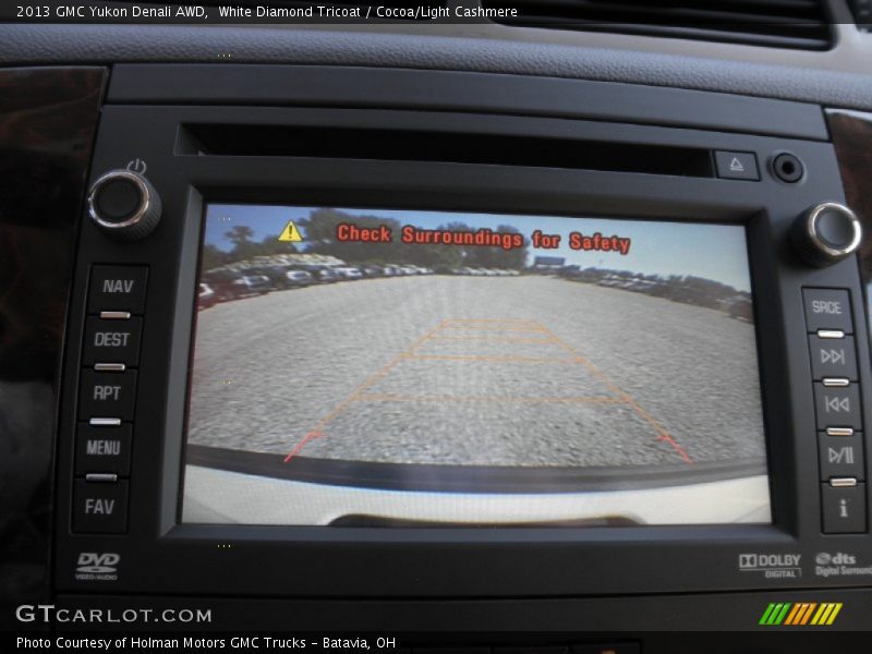 White Diamond Tricoat / Cocoa/Light Cashmere 2013 GMC Yukon Denali AWD