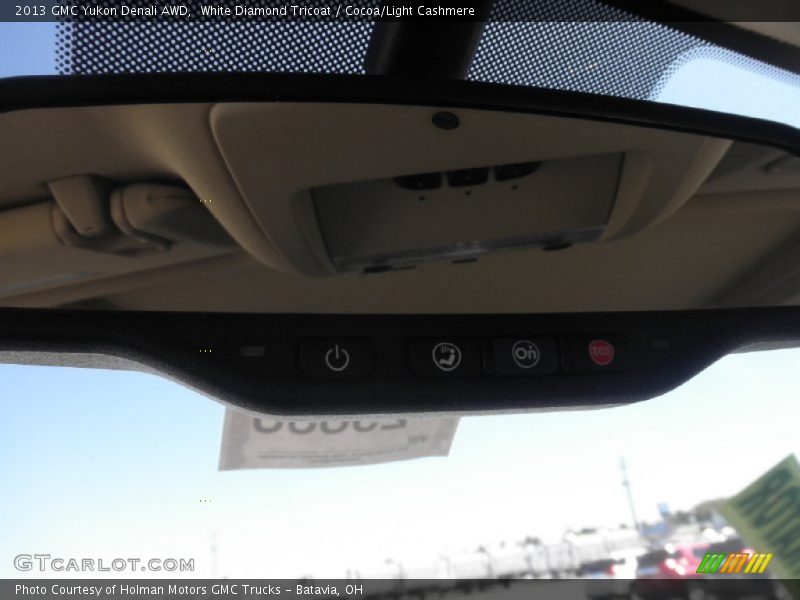 White Diamond Tricoat / Cocoa/Light Cashmere 2013 GMC Yukon Denali AWD