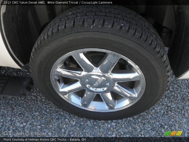 White Diamond Tricoat / Cocoa/Light Cashmere 2013 GMC Yukon Denali AWD