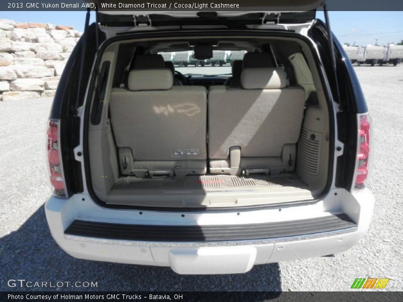 White Diamond Tricoat / Cocoa/Light Cashmere 2013 GMC Yukon Denali AWD