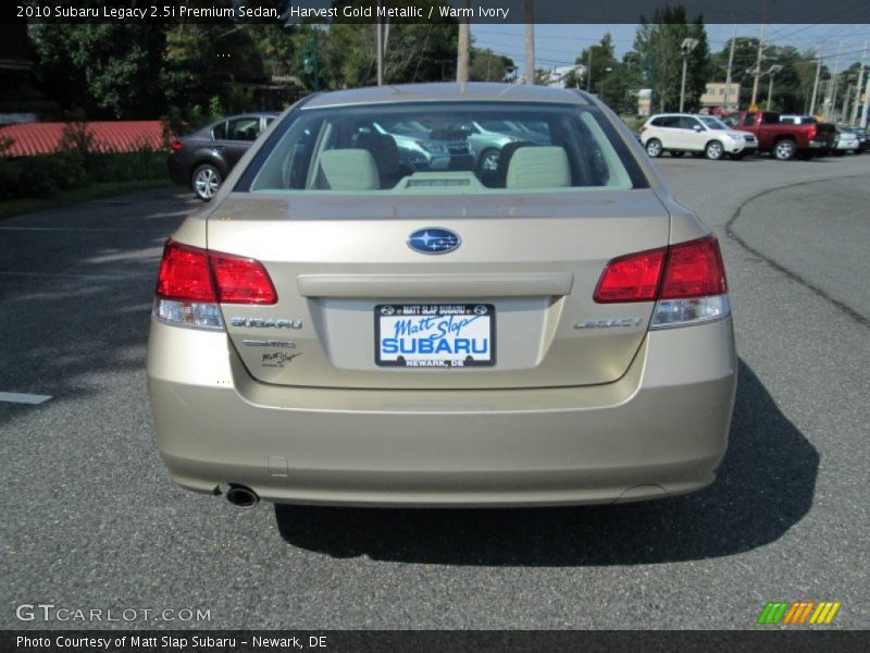 Harvest Gold Metallic / Warm Ivory 2010 Subaru Legacy 2.5i Premium Sedan