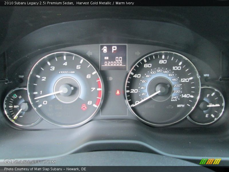 Harvest Gold Metallic / Warm Ivory 2010 Subaru Legacy 2.5i Premium Sedan