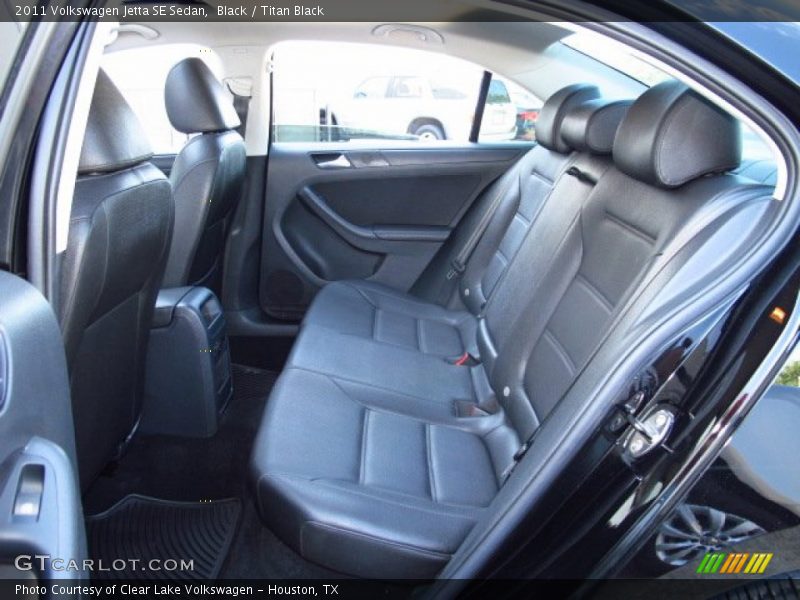 Black / Titan Black 2011 Volkswagen Jetta SE Sedan