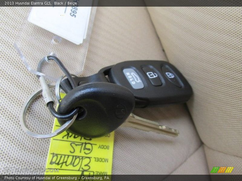 Black / Beige 2013 Hyundai Elantra GLS