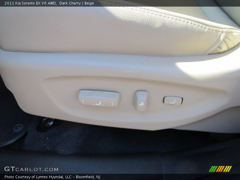 Dark Cherry / Beige 2011 Kia Sorento EX V6 AWD