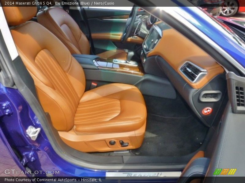 Front Seat of 2014 Ghibli S Q4