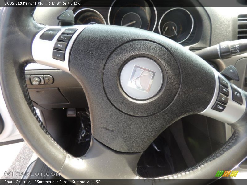 Polar White / Black 2009 Saturn Aura XR