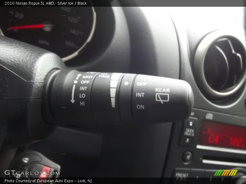 Silver Ice / Black 2010 Nissan Rogue SL AWD
