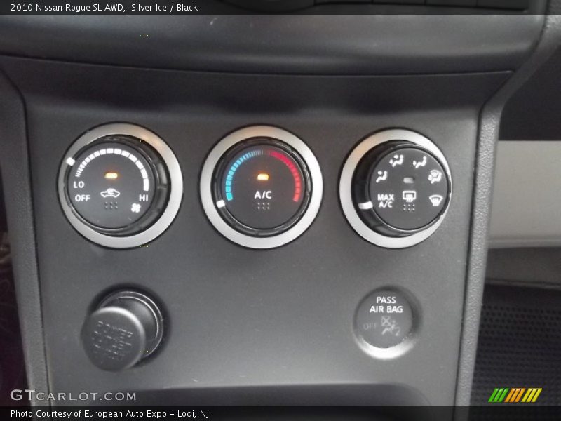 Silver Ice / Black 2010 Nissan Rogue SL AWD