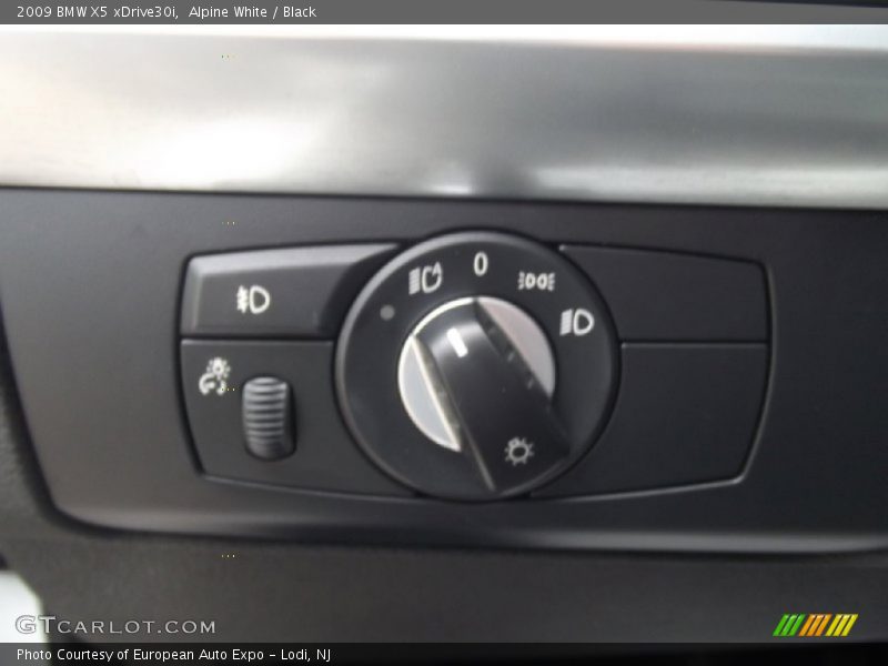 Alpine White / Black 2009 BMW X5 xDrive30i