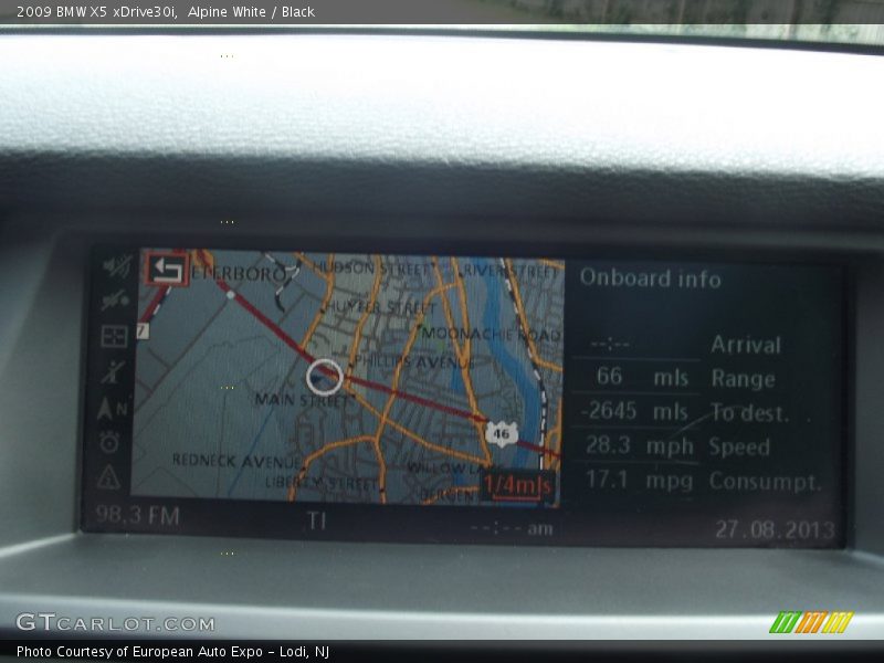 Alpine White / Black 2009 BMW X5 xDrive30i