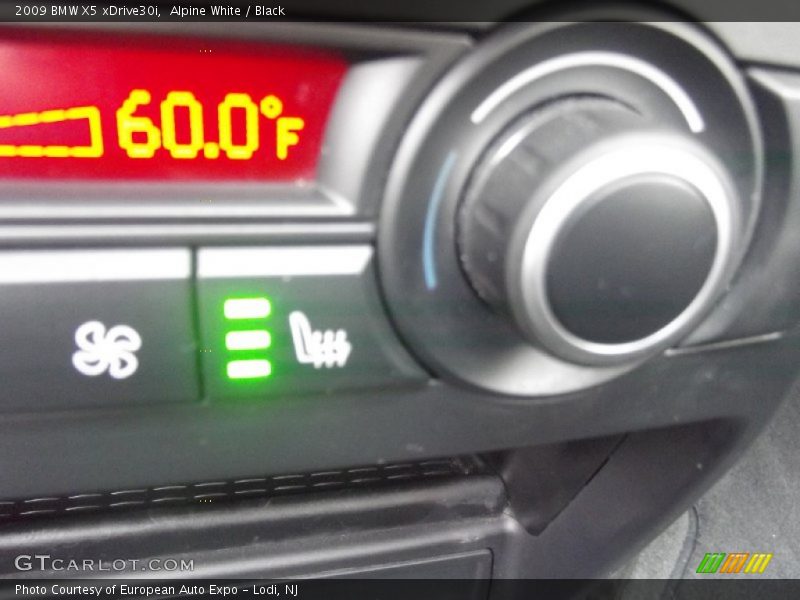 Alpine White / Black 2009 BMW X5 xDrive30i