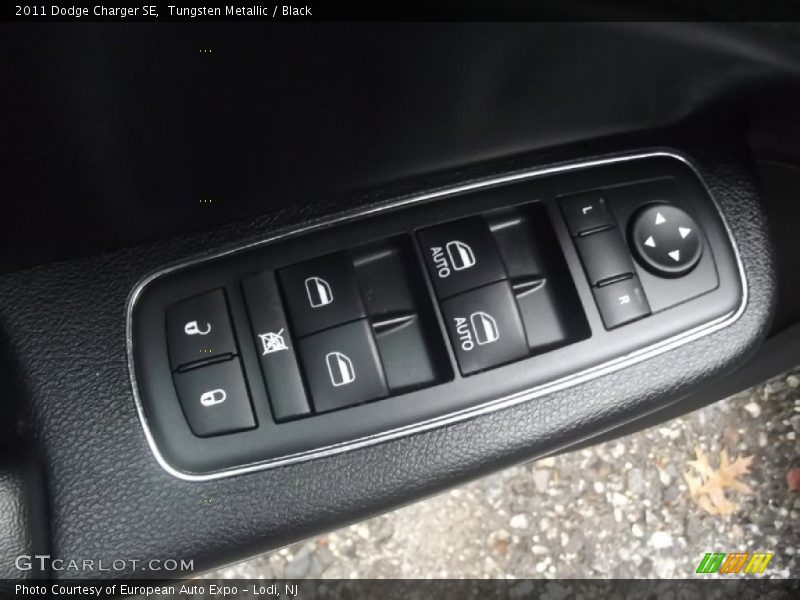 Tungsten Metallic / Black 2011 Dodge Charger SE