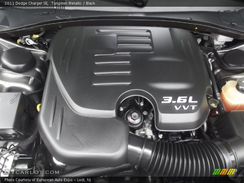 Tungsten Metallic / Black 2011 Dodge Charger SE