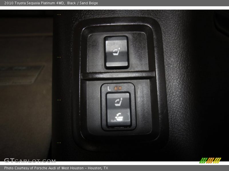 Black / Sand Beige 2010 Toyota Sequoia Platinum 4WD