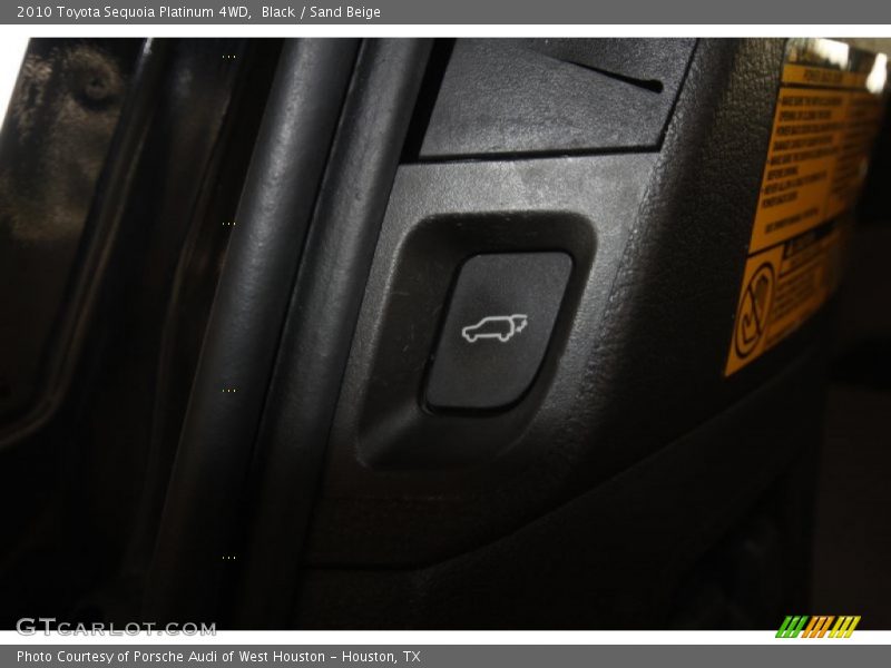 Black / Sand Beige 2010 Toyota Sequoia Platinum 4WD