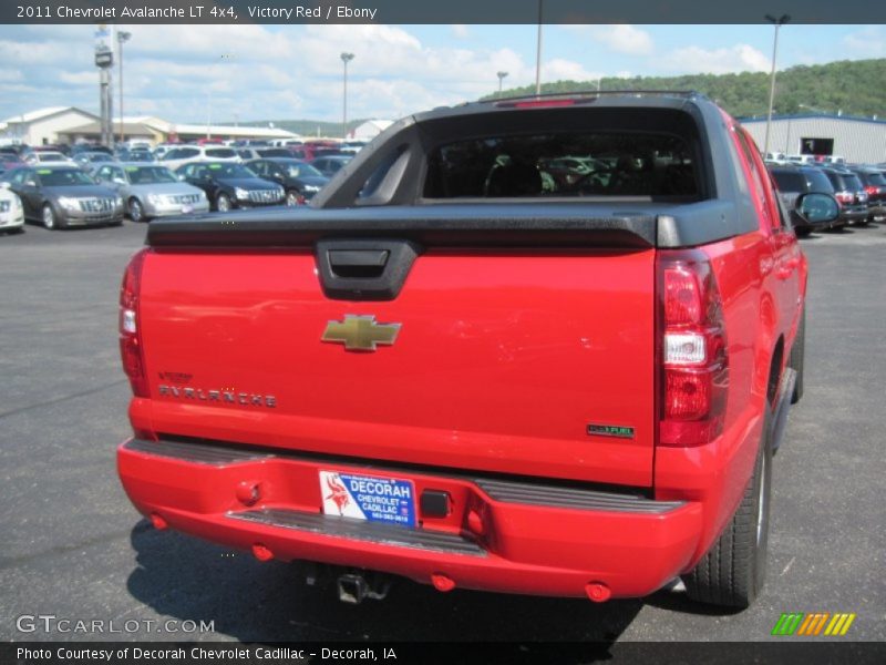 Victory Red / Ebony 2011 Chevrolet Avalanche LT 4x4