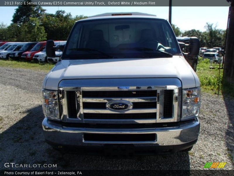 Oxford White / Medium Flint 2013 Ford E Series Cutaway E350 Commercial Utility Truck