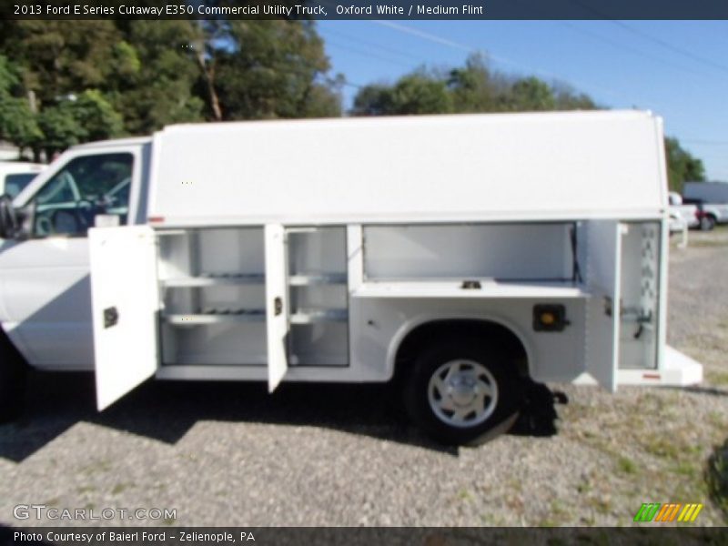 Oxford White / Medium Flint 2013 Ford E Series Cutaway E350 Commercial Utility Truck