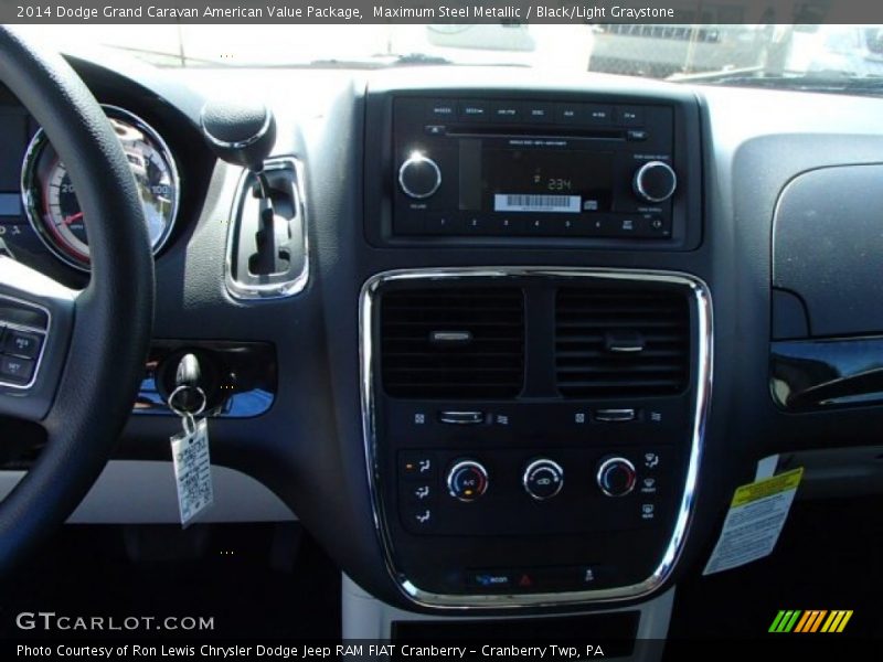 Maximum Steel Metallic / Black/Light Graystone 2014 Dodge Grand Caravan American Value Package
