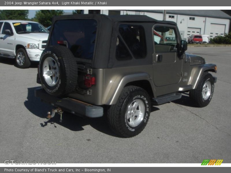 Light Khaki Metallic / Khaki 2004 Jeep Wrangler Sahara 4x4