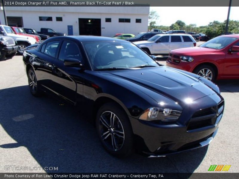 Phantom Black Tri-Coat Pearl / Black 2014 Dodge Charger R/T Plus AWD