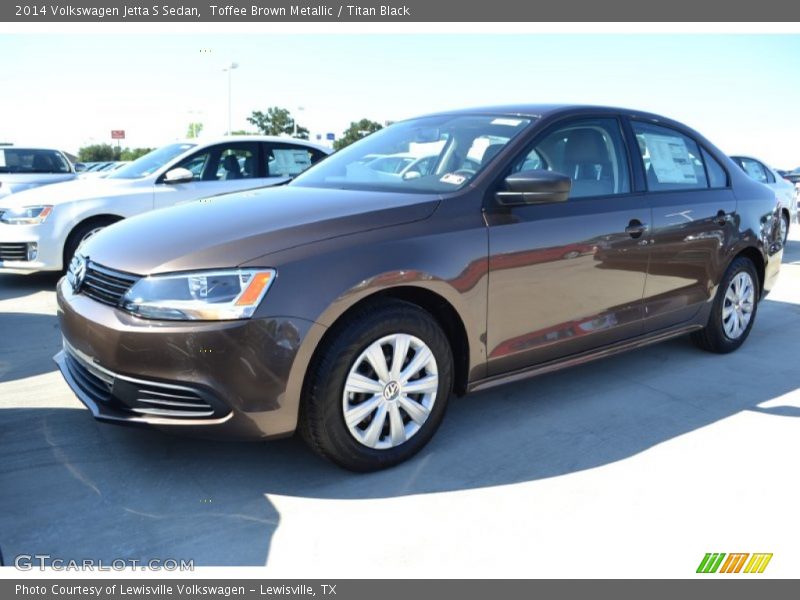 Front 3/4 View of 2014 Jetta S Sedan