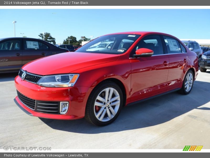 Front 3/4 View of 2014 Jetta GLI