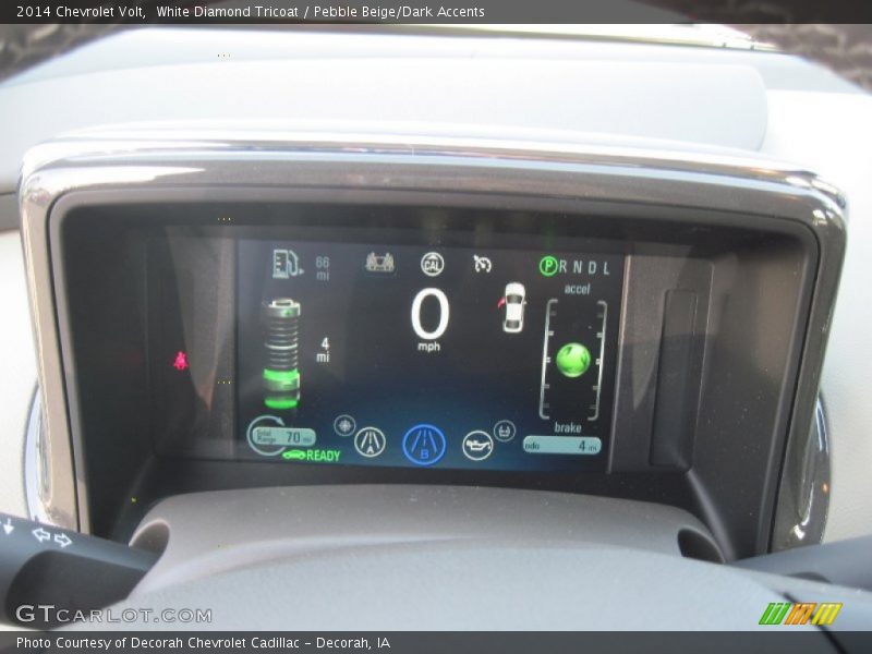 White Diamond Tricoat / Pebble Beige/Dark Accents 2014 Chevrolet Volt