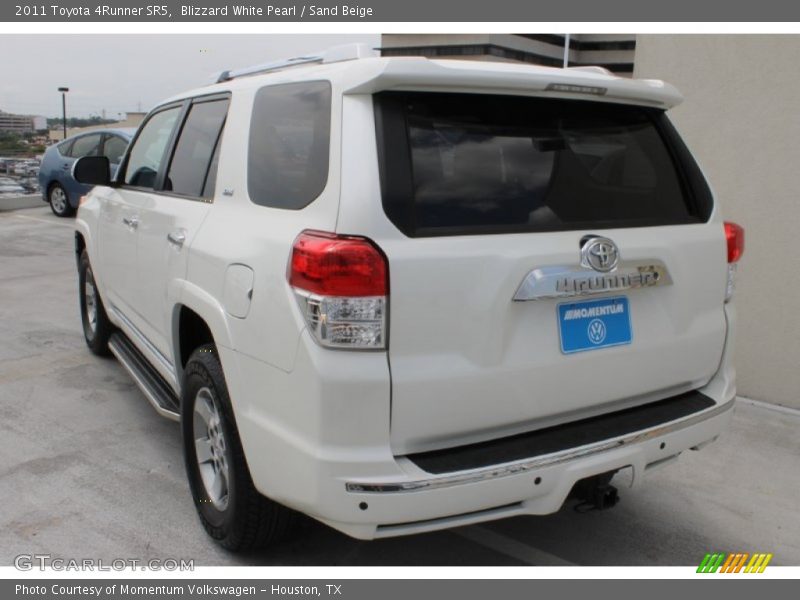Blizzard White Pearl / Sand Beige 2011 Toyota 4Runner SR5
