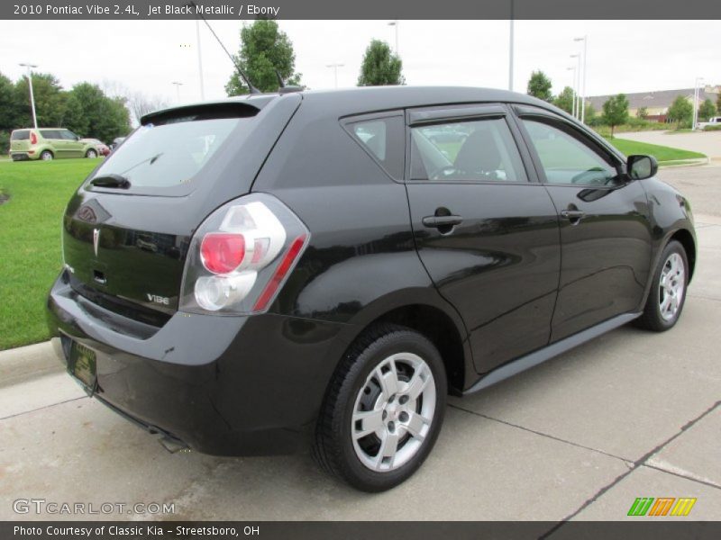 Jet Black Metallic / Ebony 2010 Pontiac Vibe 2.4L