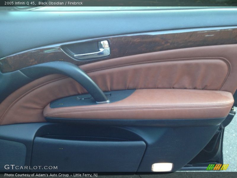 Black Obsidian / Firebrick 2005 Infiniti Q 45