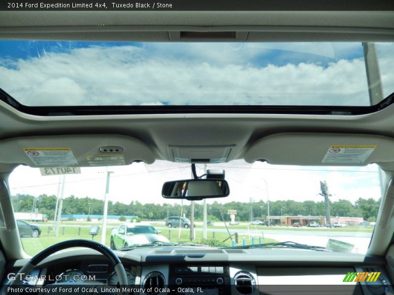 Sunroof of 2014 Expedition Limited 4x4