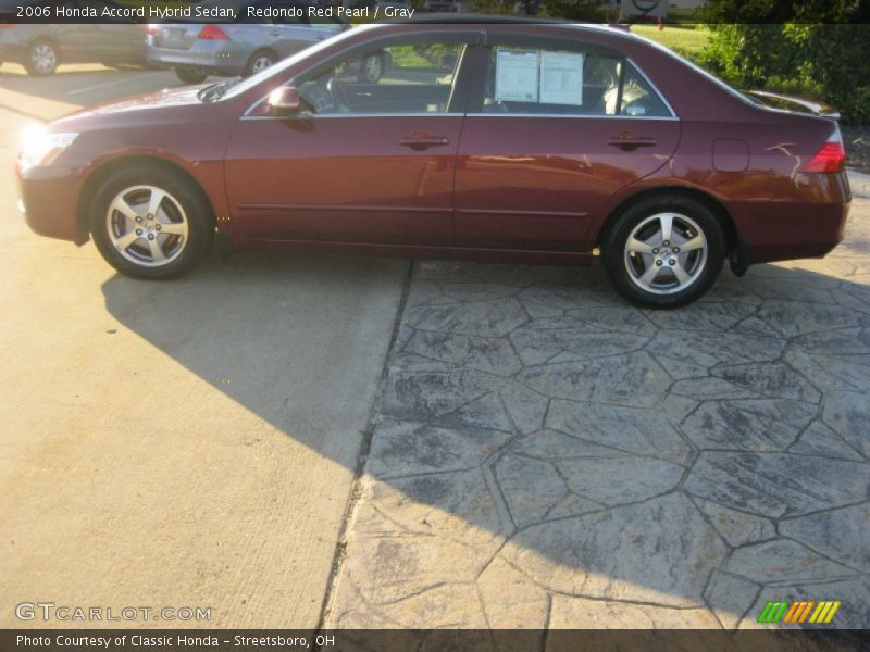 Redondo Red Pearl / Gray 2006 Honda Accord Hybrid Sedan