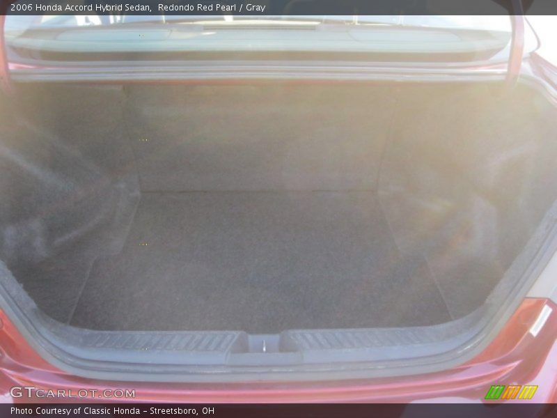 Redondo Red Pearl / Gray 2006 Honda Accord Hybrid Sedan