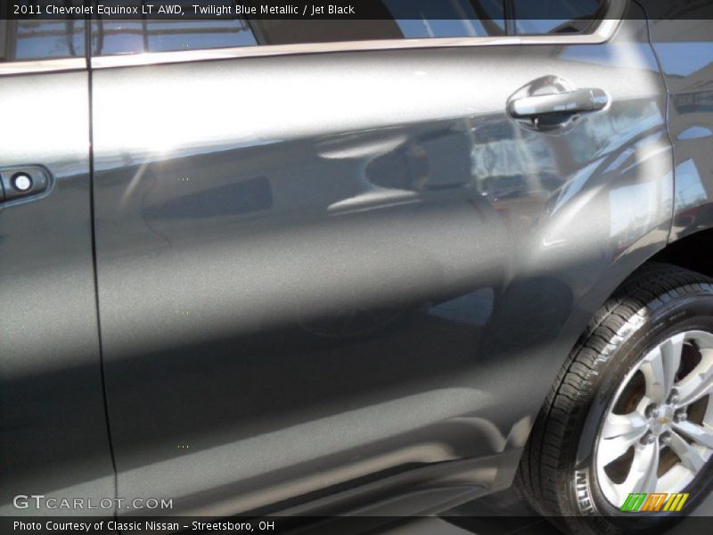 Twilight Blue Metallic / Jet Black 2011 Chevrolet Equinox LT AWD