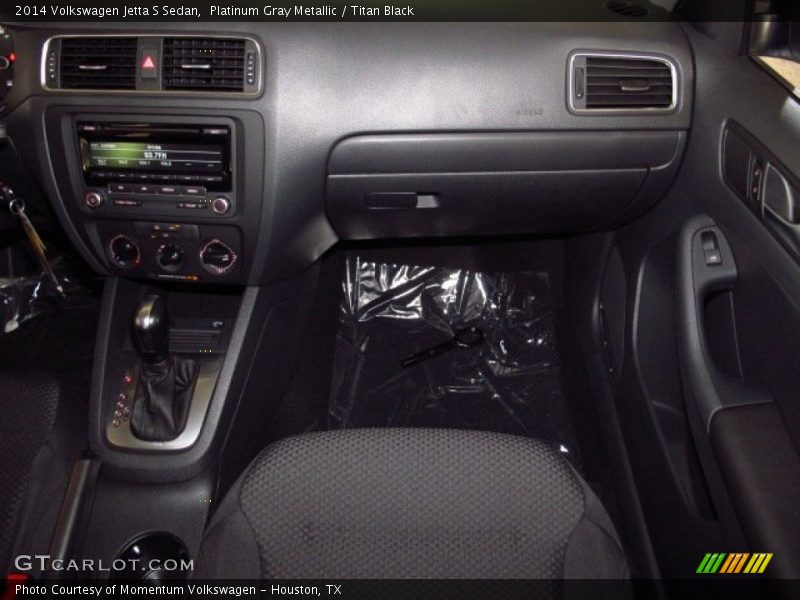 Platinum Gray Metallic / Titan Black 2014 Volkswagen Jetta S Sedan