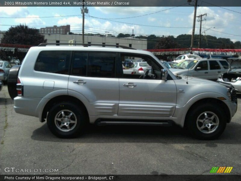 Munich Silver Metallic / Charcoal 2001 Mitsubishi Montero Limited 4x4