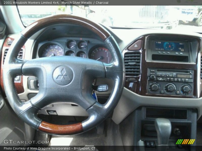 Munich Silver Metallic / Charcoal 2001 Mitsubishi Montero Limited 4x4