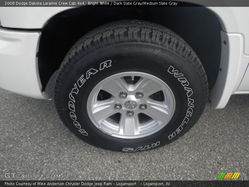 Bright White / Dark Slate Gray/Medium Slate Gray 2008 Dodge Dakota Laramie Crew Cab 4x4