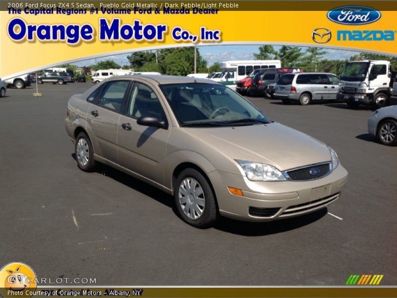 Pueblo Gold Metallic / Dark Pebble/Light Pebble 2006 Ford Focus ZX4 S Sedan