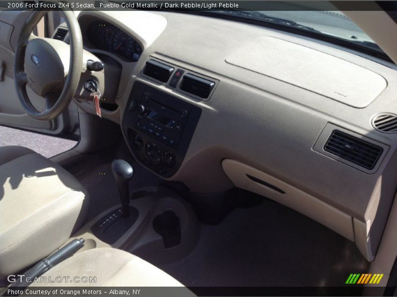 Pueblo Gold Metallic / Dark Pebble/Light Pebble 2006 Ford Focus ZX4 S Sedan