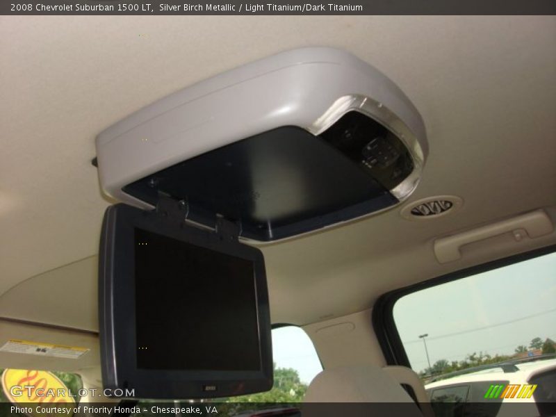 Silver Birch Metallic / Light Titanium/Dark Titanium 2008 Chevrolet Suburban 1500 LT