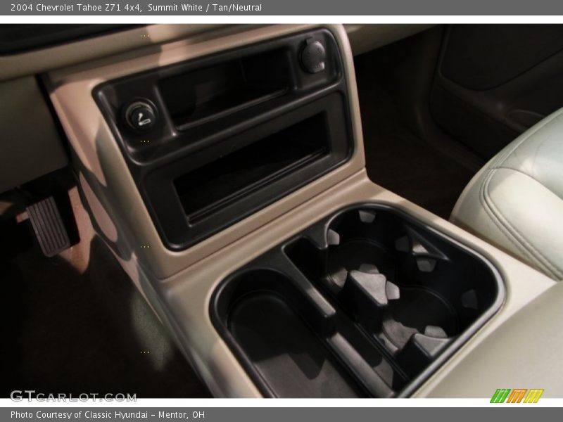 Summit White / Tan/Neutral 2004 Chevrolet Tahoe Z71 4x4